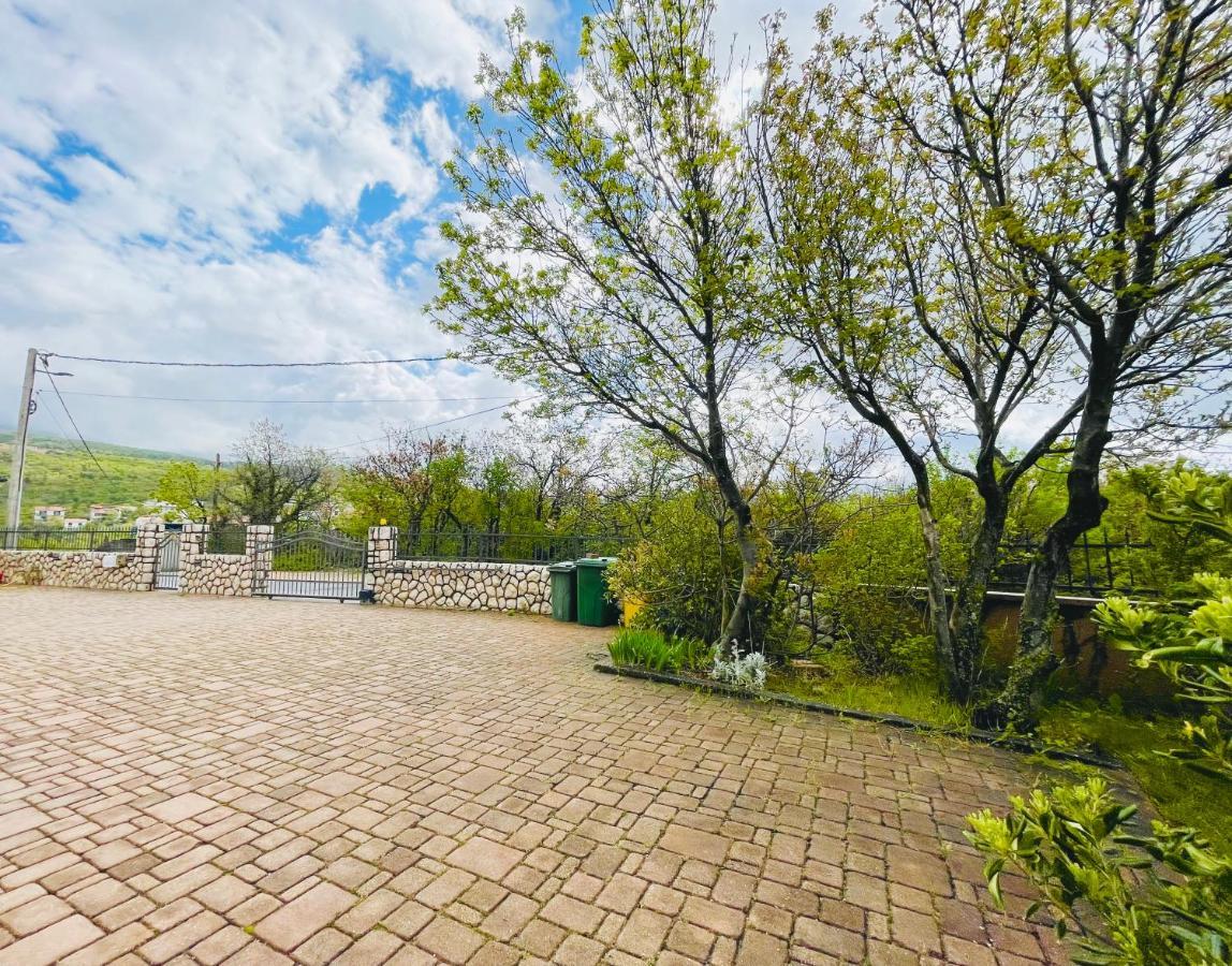 Apartments Villa Antonia Jadranovo Εξωτερικό φωτογραφία