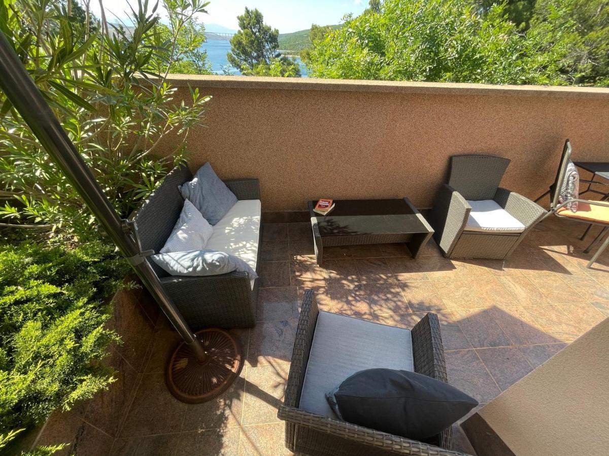 Apartments Villa Antonia Jadranovo Εξωτερικό φωτογραφία