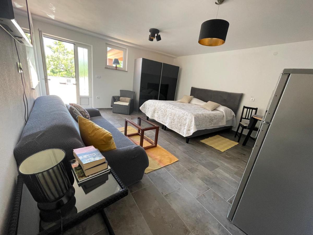 Apartments Villa Antonia Jadranovo Εξωτερικό φωτογραφία
