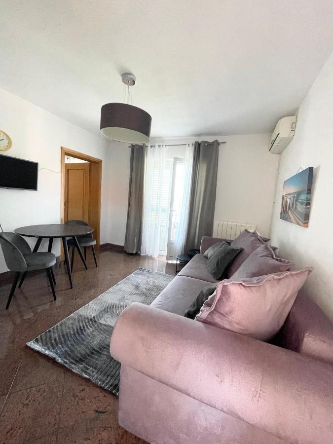 Apartments Villa Antonia Jadranovo Εξωτερικό φωτογραφία