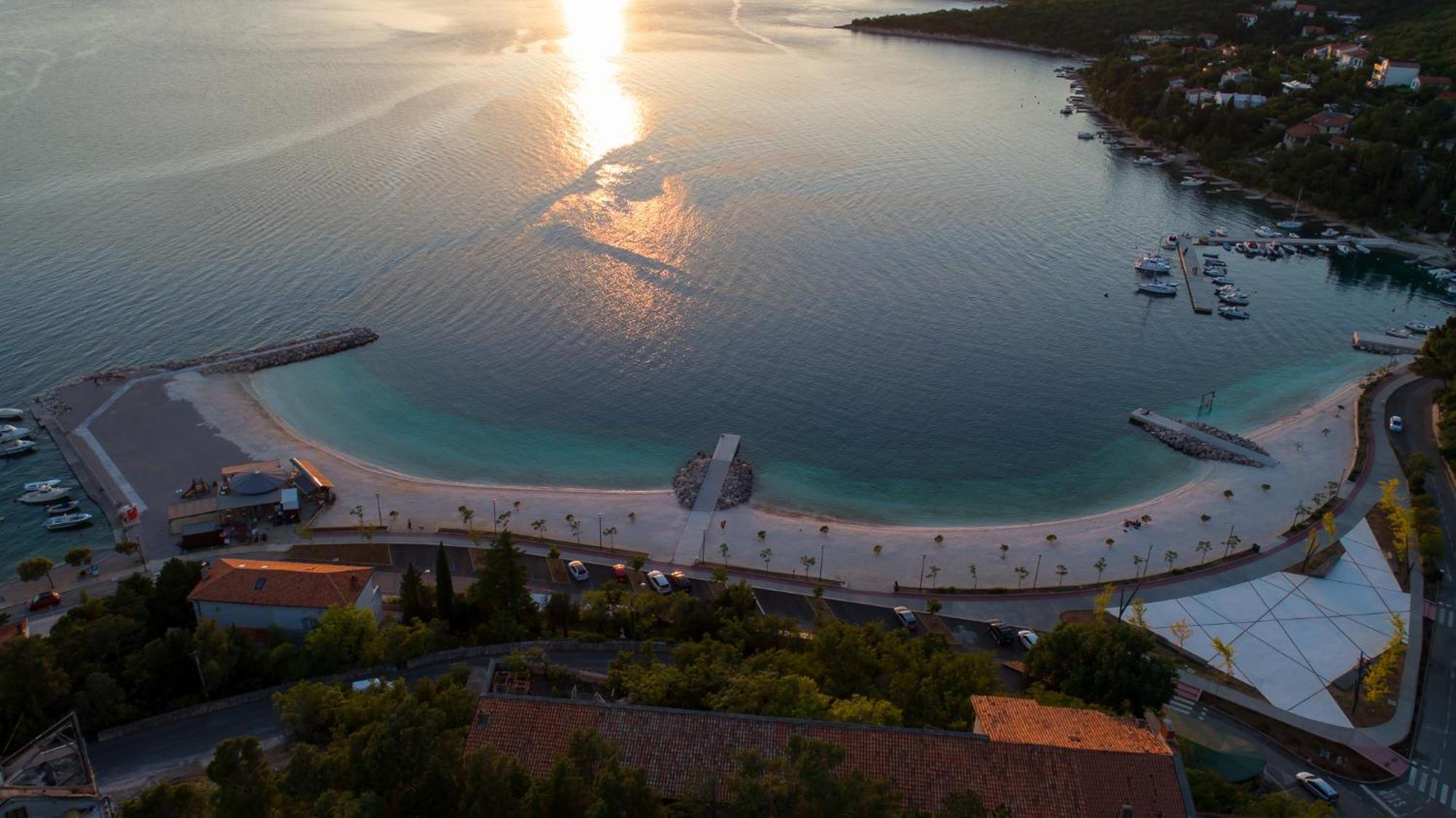 Apartments Villa Antonia Jadranovo Εξωτερικό φωτογραφία